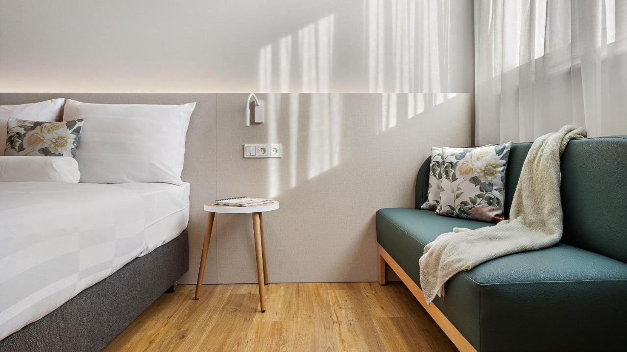 ריינשטטן Hey Lou Hotel Karlsruhe Messe מראה חיצוני תמונה